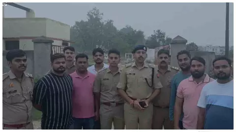 Aligarh News: महिला से दुष्कर्म का आरोपी पुलिस मुठभेड़ के बाद गिरफ्तार, अवैध तमंचा बरामद Aligarh News: महिला से दुष्कर्म का आरोपी पुलिस मुठभेड़ के बाद गिरफ्तार, अवैध तमंचा बरामद