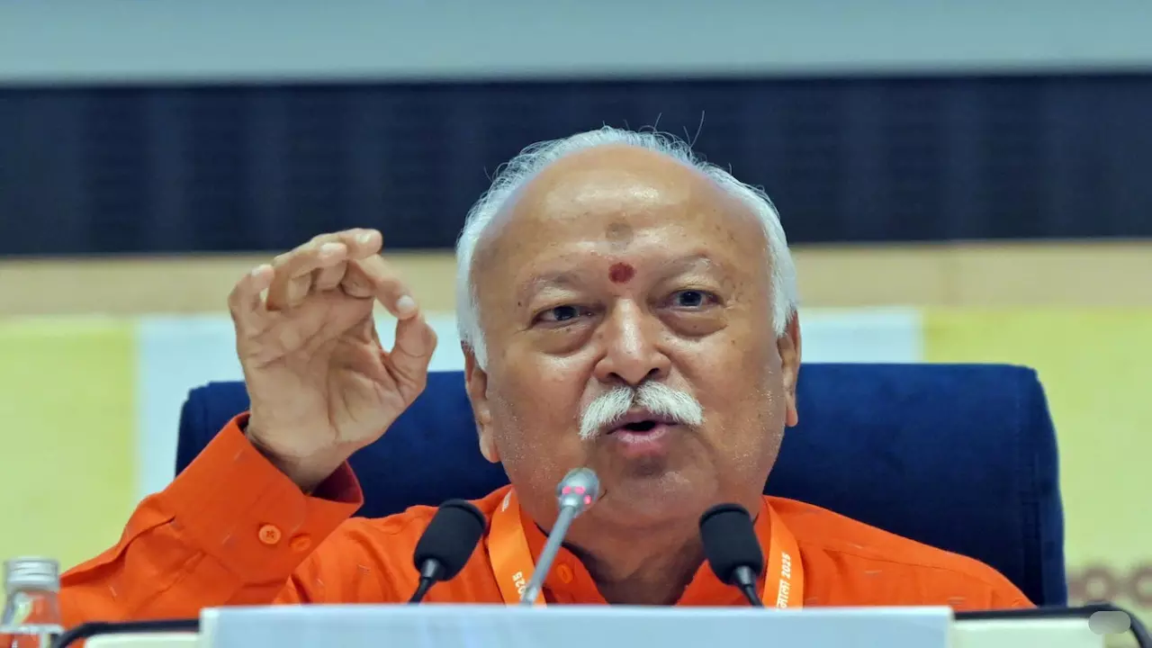Ram Lalla कांड पर मोहन भागवत का मौन व्रत! सवाल सुनते ही जोड़े हाथ, बोले- राम-राम Ram Lalla कांड पर मोहन भागवत का मौन व्रत! सवाल सुनते ही जोड़े हाथ, बोले- राम-राम