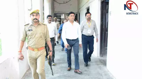 Lakhimpur kheri News:कड़ी सुरक्षा के बीच संपन्न हुई यूपी-टीईटी 2026 परीक्षा, 4746 अभ्यर्थी हुए शामिल Lakhimpur kheri News:कड़ी सुरक्षा के बीच संपन्न हुई यूपी-टीईटी 2026 परीक्षा, 4746 अभ्यर्थी हुए शामिल