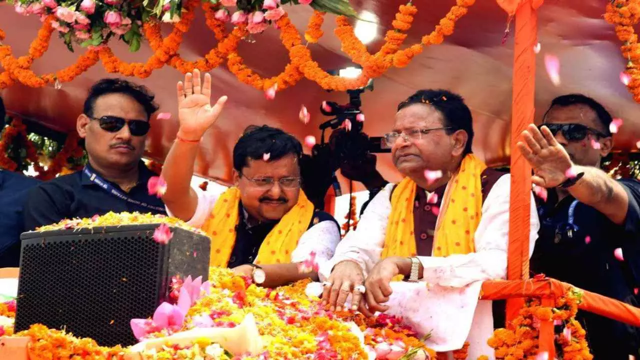 नितिन नबीन के रोड शो में प्रभु हनुमान का ऐसा रूप? HC के वकील ने खोला मोर्चा, चौतरफा घिरी BJP, Video
