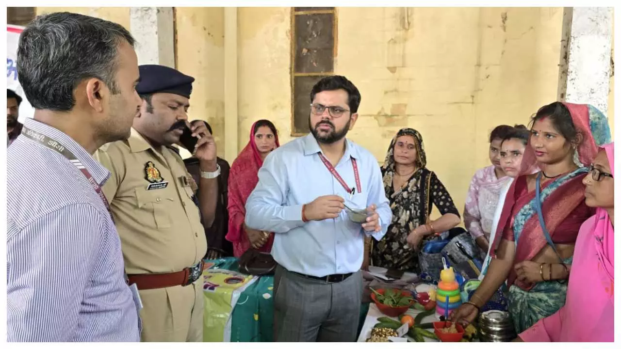 CMO inspects Garautha CHC, delivery services to be strong CMO inspects Garautha CHC, delivery services to be strong