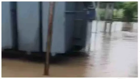 Baghpat News: बारिश से बिजलीघर में भरा पानी, किशनपुर बिराल की बिजली आपूर्ति ठप Baghpat News: बारिश से बिजलीघर में भरा पानी, किशनपुर बिराल की बिजली आपूर्ति ठप