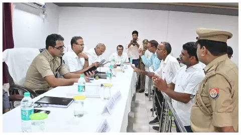 DM directs strict action on 135 cases in Tehsil Budhanpur, 56 cases in Lalganj DM directs strict action on 135 cases in Tehsil Budhanpur, 56 cases in Lalganj