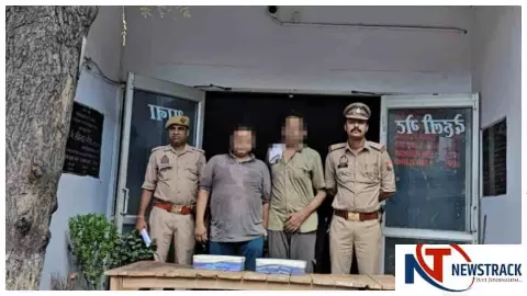 Aligarh News: अलीगढ़ में मोबाइल चोरी गिरोह का भंडाफोड़, 30 फोन बरामद, दो आरोपी गिरफ्तार Aligarh News: अलीगढ़ में मोबाइल चोरी गिरोह का भंडाफोड़, 30 फोन बरामद, दो आरोपी गिरफ्तार