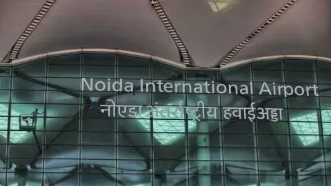 Noida: नोएडा इंटरनेशनल एयरपोर्ट ने भरी उड़ान, सिर्फ 21 दिन में 40 हजार यात्रियों ने किया सफर Noida: नोएडा इंटरनेशनल एयरपोर्ट ने भरी उड़ान, सिर्फ 21 दिन में 40 हजार यात्रियों ने किया सफर