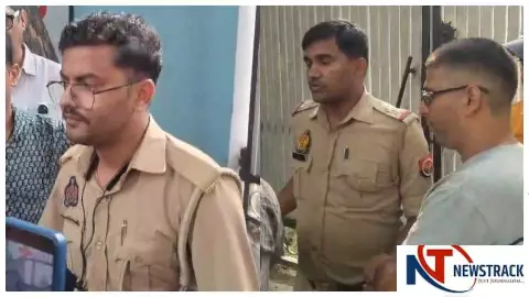 Jhansi News: झांसी में चौकी प्रभारी और सिपाही 10 हजार रिश्वत लेते गिरफ्तार, एंटी करप्शन की कार्रवाई Jhansi News: झांसी में चौकी प्रभारी और सिपाही 10 हजार रिश्वत लेते गिरफ्तार, एंटी करप्शन की कार्रवाई