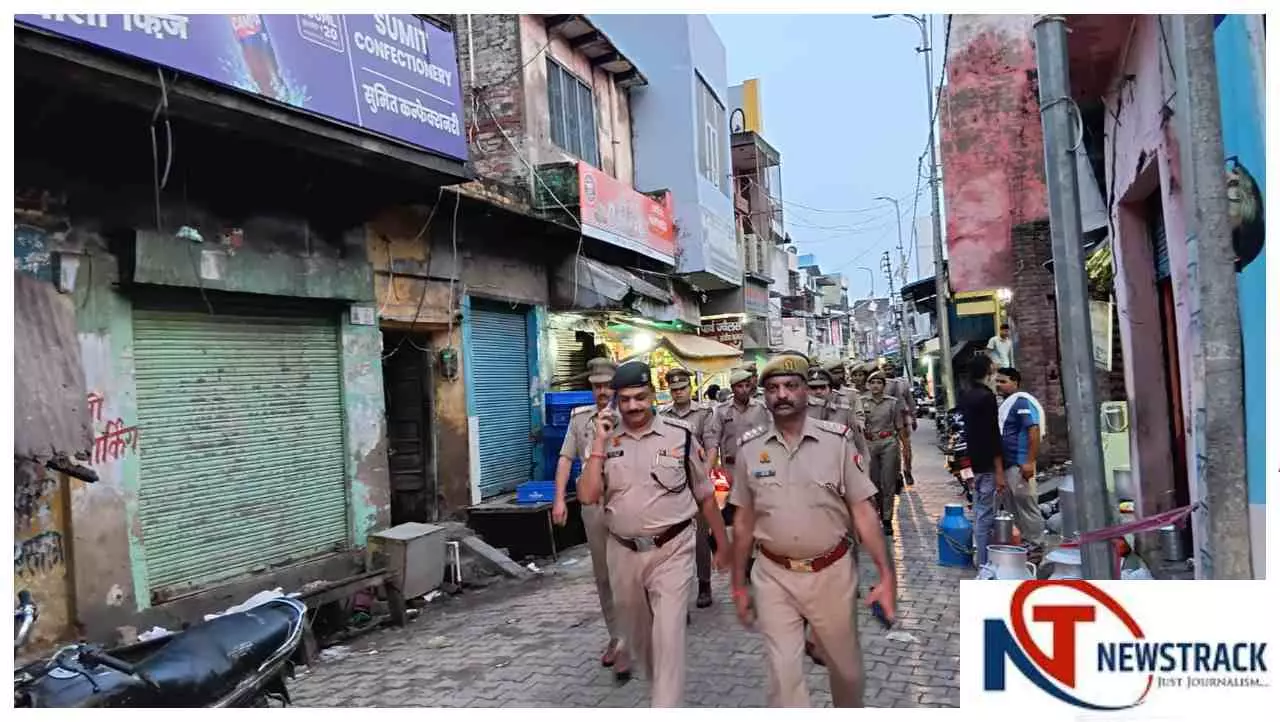Aligarh News: पुलिस का सड़क पर सख्त एक्शन, हूटर-सायरन और ट्रिपल राइडिंग वालों पर शिकंजा Aligarh News: पुलिस का सड़क पर सख्त एक्शन, हूटर-सायरन और ट्रिपल राइडिंग वालों पर शिकंजा