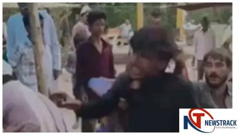 Kanpur Dehat News: रूरा नहर पुल पर फल खरीद को लेकर विवाद, महिला और साथी से मारपीट, वीडियो वायरल Kanpur Dehat News: रूरा नहर पुल पर फल खरीद को लेकर विवाद, महिला और साथी से मारपीट, वीडियो वायरल