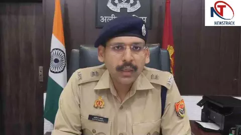 Aligarh News: चलती रोडवेज बस में एक्सीडेंटल फायर, सिक्योरिटी गार्ड की मौत; मुख्य आरक्षी समेत दो घायल Aligarh News: चलती रोडवेज बस में एक्सीडेंटल फायर, सिक्योरिटी गार्ड की मौत; मुख्य आरक्षी समेत दो घायल