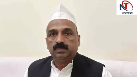 Barabanki News: यूपी में नए वक्फ बोर्ड गठन की चर्चा तेज, पसमांदा समाज ने किया स्वागत Barabanki News: यूपी में नए वक्फ बोर्ड गठन की चर्चा तेज, पसमांदा समाज ने किया स्वागत