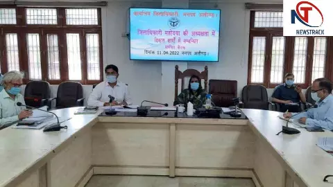 Aligarh News: खेल प्रतिभाओं को मिलेगा नया मंच, डीएम ने हर ब्लॉक में प्रतियोगिताओं का बनाया प्लान Aligarh News: खेल प्रतिभाओं को मिलेगा नया मंच, डीएम ने हर ब्लॉक में प्रतियोगिताओं का बनाया प्लान
