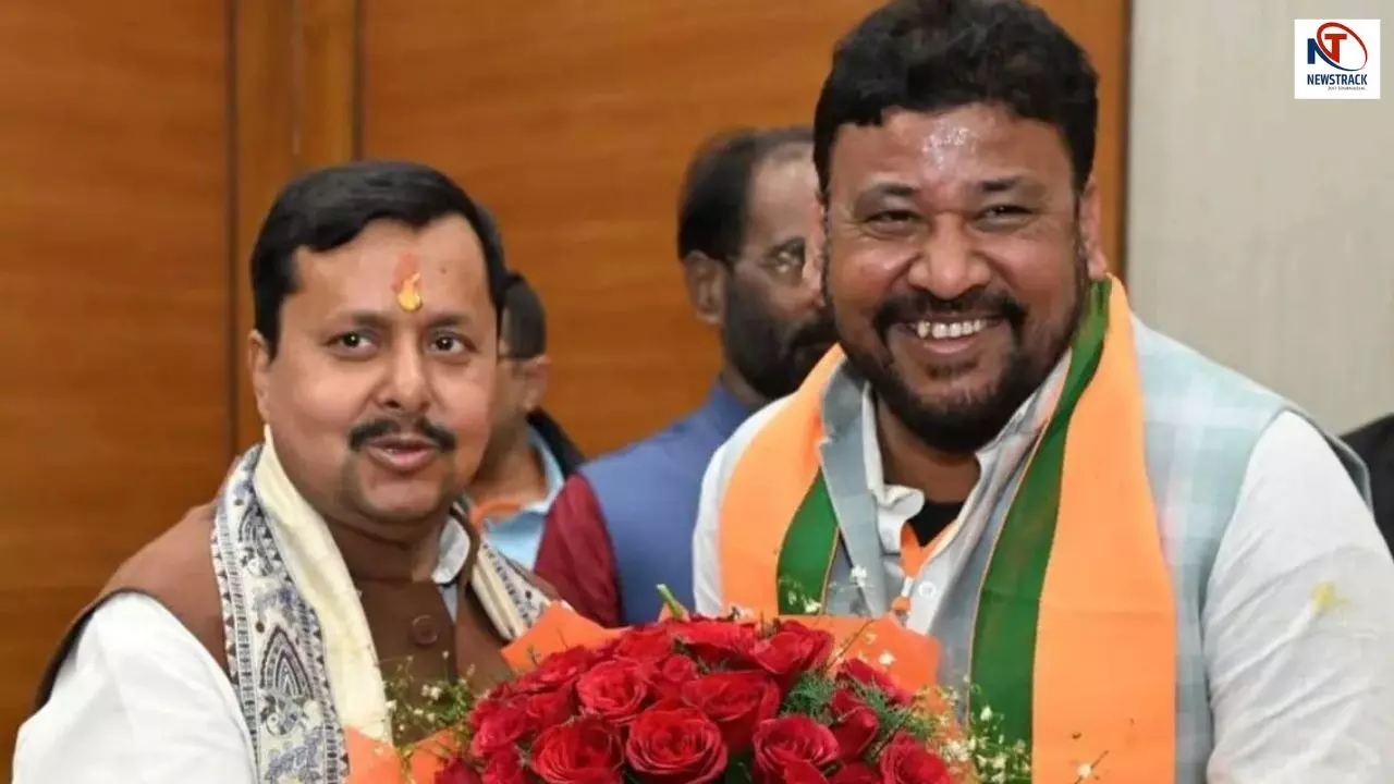 बांकीपुर उपचुनाव में बड़ा उलटफेर! अभिषेक बंटी ने नामांकन वापस लिया, अब बीजेपी का ये धुरंधर लड़ेगा चुनाव बांकीपुर उपचुनाव में बड़ा उलटफेर! अभिषेक बंटी ने नामांकन वापस लिया, अब बीजेपी का ये धुरंधर लड़ेगा चुनाव