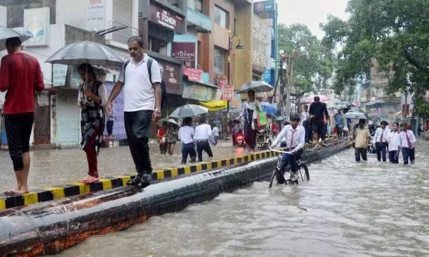 up uttrakhand weather today red alert