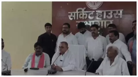 Basti News: सपा सांसद सनातन पाण्डेय ने राम मंदिर दान मामले पर सरकार को घेरा Basti News: सपा सांसद सनातन पाण्डेय ने राम मंदिर दान मामले पर सरकार को घेरा