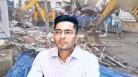 अभिषेक बनर्जी के दफ्तर पर बुलडोजर एक्शन पर ब्रेक, बंगाल HC ने सरकार को दिया बड़ा झटका अभिषेक बनर्जी के दफ्तर पर बुलडोजर एक्शन पर ब्रेक, बंगाल HC ने सरकार को दिया बड़ा झटका