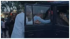 Hapur News: 12 हजार की रिश्वत लेते JE और लाइनमैन गिरफ्तार, एंटी करप्शन का बड़ा एक्शन