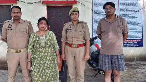 Etawah News: यमुना नदी में कूदी महिला को पुलिस और तैराकों ने सकुशल बचाया, टला बड़ा हादसा Etawah News: यमुना नदी में कूदी महिला को पुलिस और तैराकों ने सकुशल बचाया, टला बड़ा हादसा