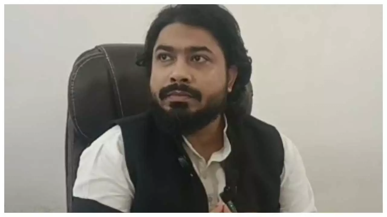 Former ministers son Shan A. Ali contests inherited seat, plain target on BJP
