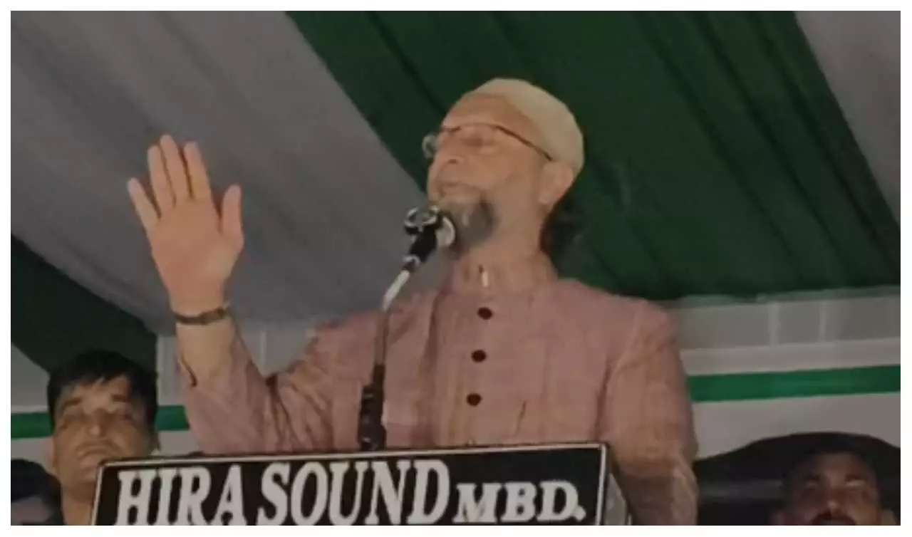 Asduddin Owaisis Public Assembly, Appeals to Muslims to Unite