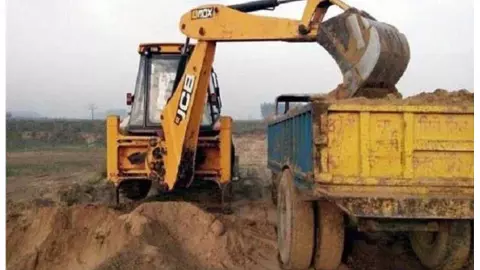 Irrigation Department reaches Thane on charges of illegal soil mining