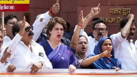 Priyanka Gandhi on Students FIR