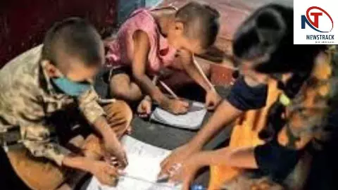 Meerut News: मां-बाप का साया छिना, योगी सरकार बनी सहारा; 1,986 बच्चों को मिल रही हर महीने आर्थिक मदद Meerut News: मां-बाप का साया छिना, योगी सरकार बनी सहारा; 1,986 बच्चों को मिल रही हर महीने आर्थिक मदद