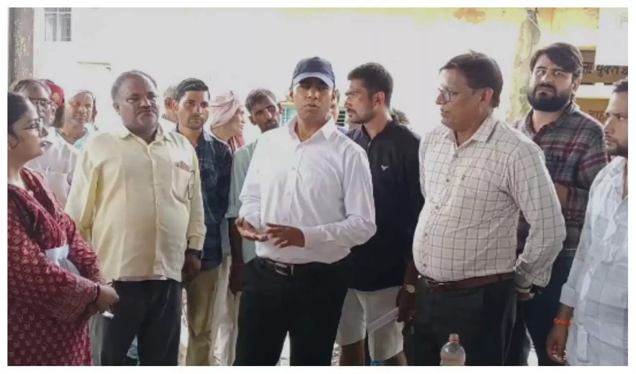 Kanpur Dehat News: उर्वरक दुकानों पर CDO की कार्रवाई, अनियमितता मिलने पर चेतावनी