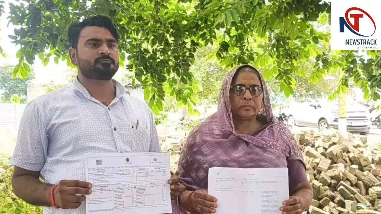 Mainpuri News: मैनपुरी में विधवा महिला की कृषि भूमि पर कब्जे का आरोप, एसडीएम से न्याय की गुहार