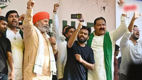जंतर-मंतर के बाद CJP का नया सियासी दांव! राकेश टिकैत संग हुई बड़ी बैठक, चौतरफा घिरेगी सरकार?