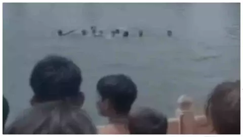 Mathura Newsगुरु पूर्णिमा पर मानसरोवर कुंड में डूबने से युवक की मौत, धार्मिक स्नान बना दर्दनाक हादसा