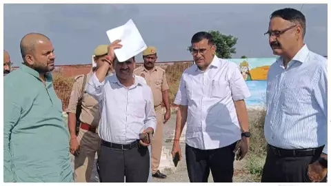 Sant Kabir Nagar News: डीएम आलोक कुमार ने किया अमृत सरोवरों का सत्यापन, खर्च का मांगा पूरा ब्यौरा