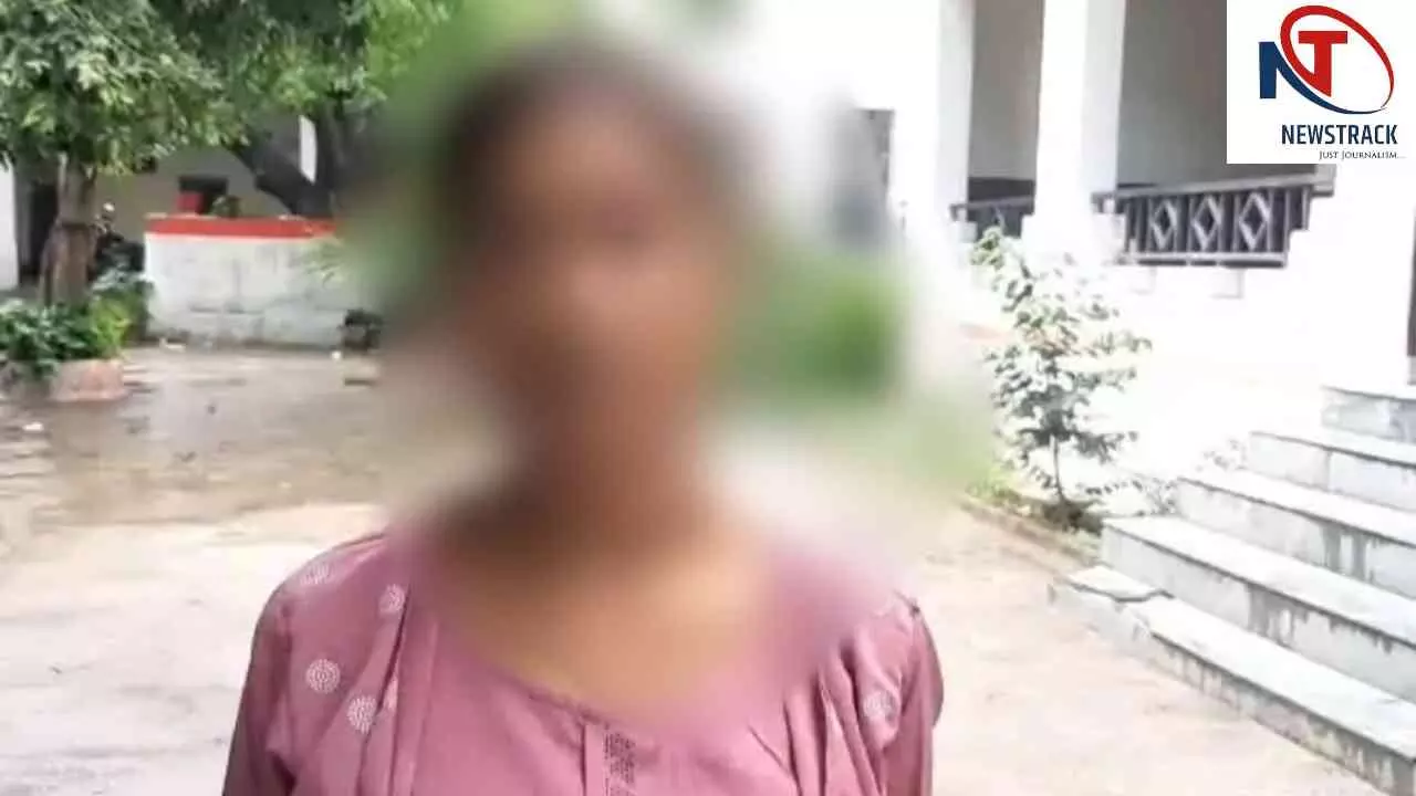 Mainpuri News: नाबालिग बेटियों से छेड़छाड़ का आरोप, पीड़िता ने डीएम से लगाई न्याय की गुहार
