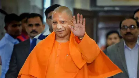 61 सीटों पर फोकस, 403 सीटों का सीक्रेट सर्वे...योगी की हैट्रिक जीत का प्लान तैयार, UP BJP से कई दिग्गजों की छुट्टी तय! 61 सीटों पर फोकस, 403 सीटों का सीक्रेट सर्वे...योगी की हैट्रिक जीत का प्लान तैयार, UP BJP से कई दिग्गजों की छुट्टी तय!