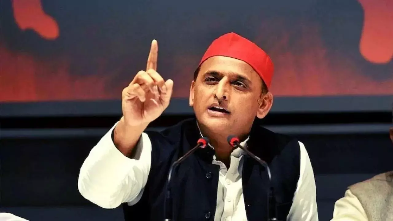 Samajwadi Party Poster War Lucknow