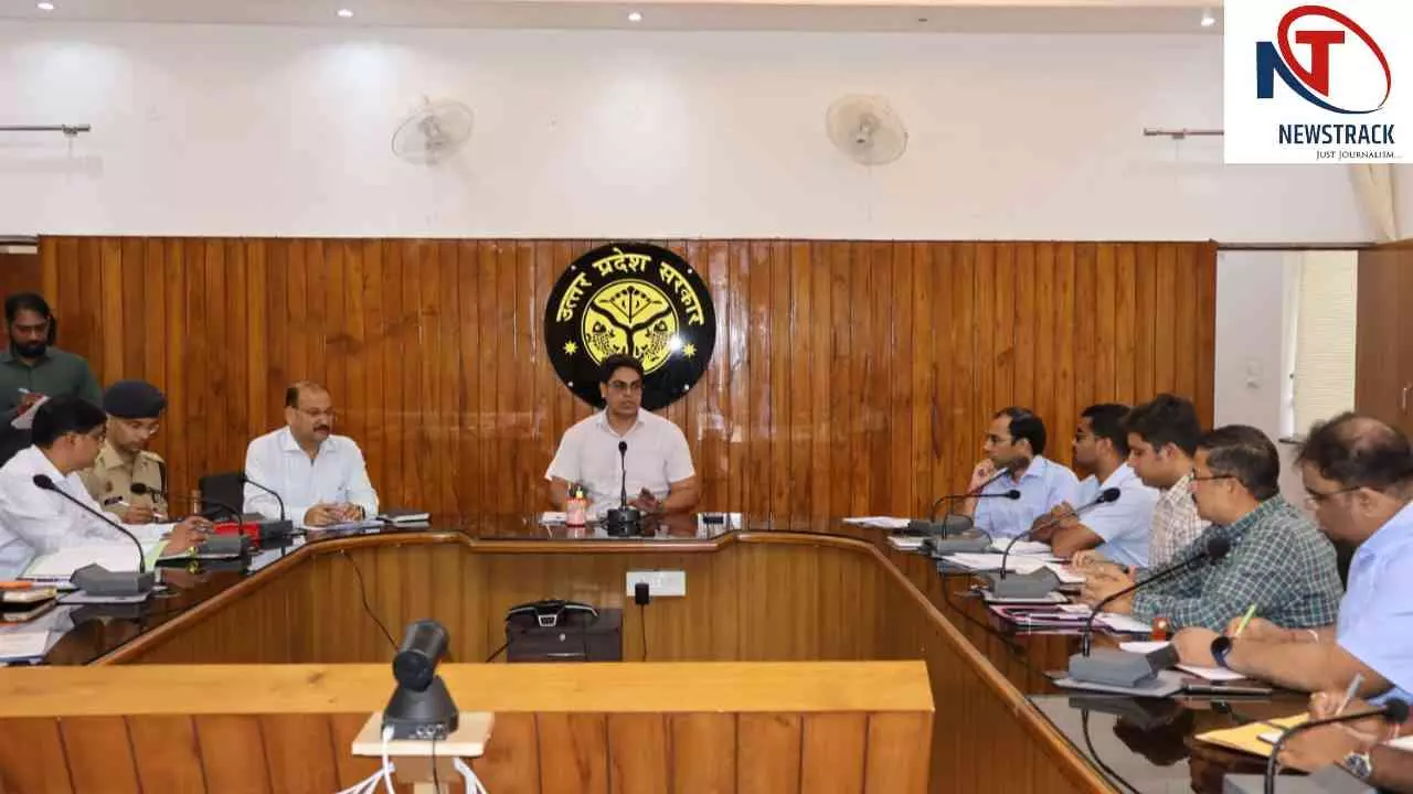 कांवड़ यात्रा: 12 अगस्त तक मुख्यालय नहीं छोड़ेंगे अधिकारी, आयुक्त ने तैयारियों की समीक्षा की