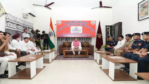 उधम सिंह नगर पहुंचे CM धामी, NDRF बटालियन का किया निरीक्षण, आपदा प्रबंधन व्यवस्थाओं की ली जानकारी