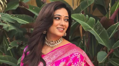 Shweta Tiwari Affairs: 4 अफेयर, 2 शादियां फिर तलाक..., श्वेता तिवारी के रिश्तों की अनकही कहानी Shweta Tiwari Affairs: 4 अफेयर, 2 शादियां फिर तलाक..., श्वेता तिवारी के रिश्तों की अनकही कहानी