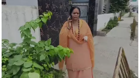 Sadhvi Prachis controversial statement, Gandhi familys raising demand for DNA test Sadhvi Prachis controversial statement, Gandhi familys raising demand for DNA test