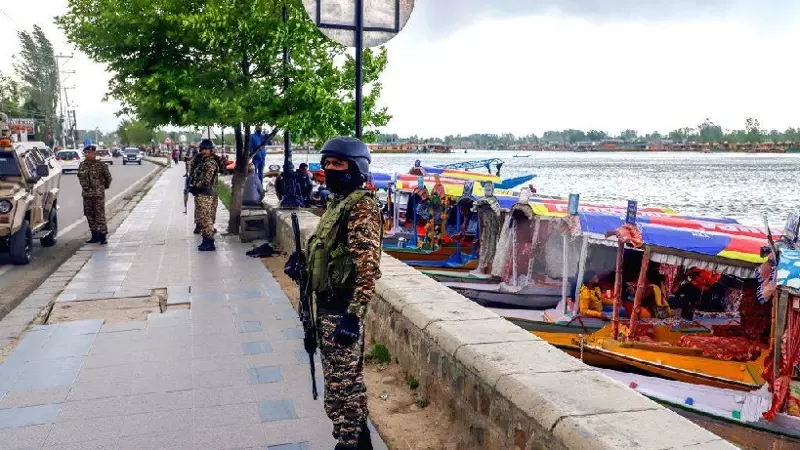 ₹600 छोड़कर ₹1000 रुपए रोज कमाने गए थे कश्मीर... कुलगाम आतंकी हमले में गंवाई जान!
