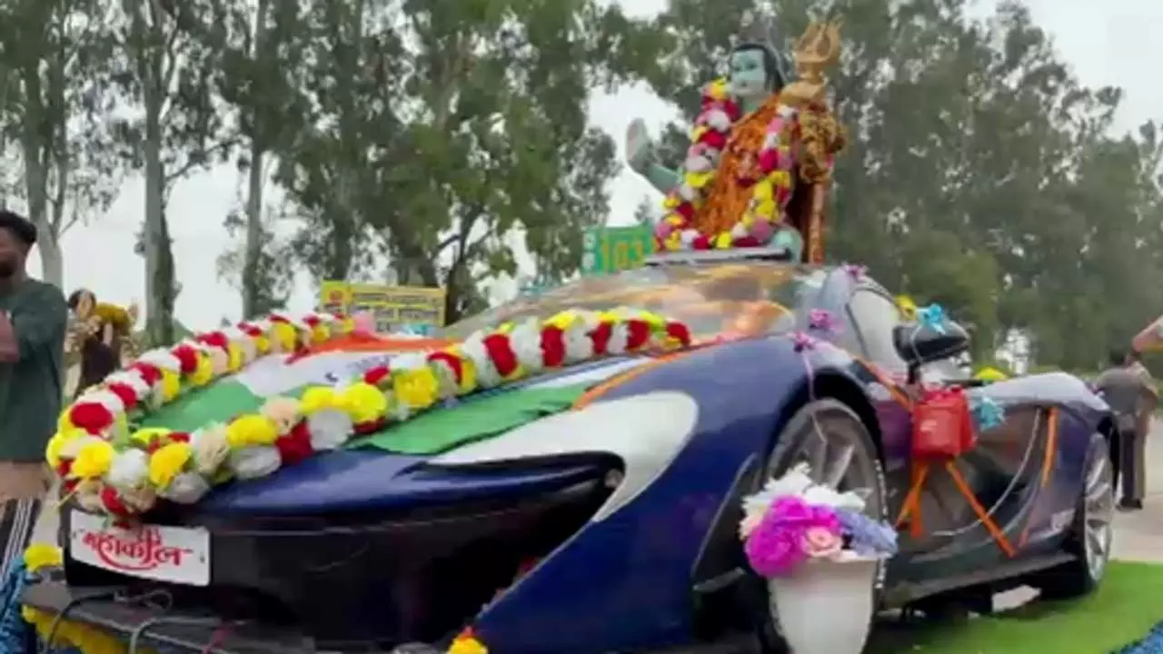 Kanwar Yatra 2026: McLaren-Themed Kanwar Goes Viral in Muzaffarnagar, Lord Shiva Seated Inside Kanwar Yatra 2026: McLaren-Themed Kanwar Goes Viral in Muzaffarnagar, Lord Shiva Seated Inside