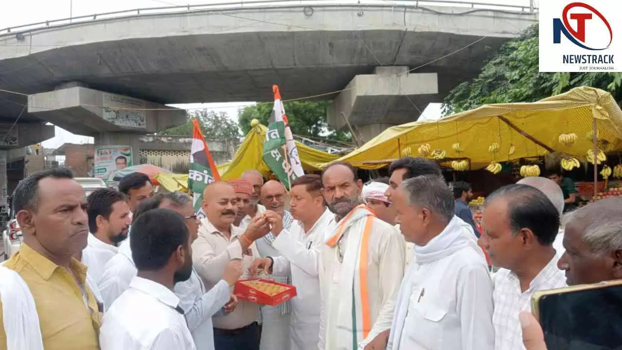 Chandauli: छात्रों की गूंज कार्यक्रम में शामिल होंगे सैकड़ों छात्र,दतिया उपचुनाव की जीत पर मना जश्न Chandauli: छात्रों की गूंज कार्यक्रम में शामिल होंगे सैकड़ों छात्र,दतिया उपचुनाव की जीत पर मना जश्न