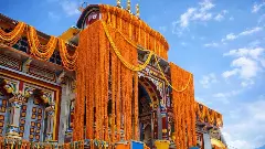 Badrinath Dham: Differently-Abled Woman Devotee Gets Wheelchair Assistance for Darshan