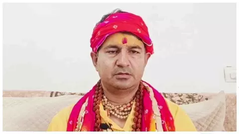 Mathura: मूर्ति पर बयान से आहत भावनाओं का हवाला, हिंसा का समर्थन नहीं, जांच के बाद होगी तस्वीर साफ