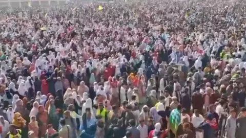 PoJK Crisis 2026 80 Deaths Claimed, Pakistan Faces Heat Over Internet Shutdown PoJK Crisis 2026 80 Deaths Claimed, Pakistan Faces Heat Over Internet Shutdown