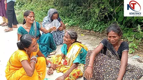 Azamgarh News: पोखरे में डूबने से 40 वर्षीय व्यक्ति की मौत, परिवार में मचा कोहराम Azamgarh News: पोखरे में डूबने से 40 वर्षीय व्यक्ति की मौत, परिवार में मचा कोहराम