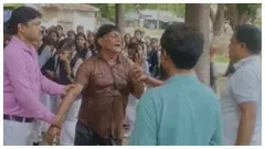 Chanduali News: वेतन रोकने से नाराज परिचारक ने स्कूल में पेट्रोल छिड़ककर आत्महत्या का प्रयास किया