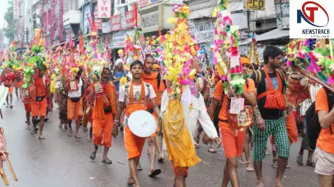Hapur News: अब नहीं रुकेगी शिवभक्तों की आस्था! कांवड़ टूटी तो पुलिस देगी नई कांवड़ और गंगाजल
