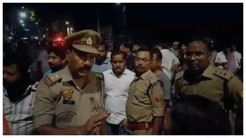 Amethi News:  अंकित हत्याकांड: तीसरे दिन भी नहीं हुआ अंतिम संस्कार, पत्नी ने न्याय की मांग की