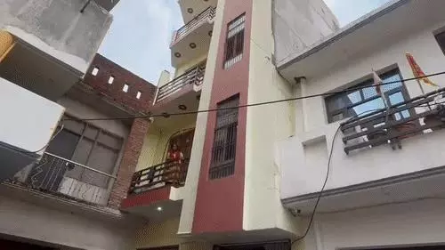 घर में अकेली थी छात्रा और फिर..., खून से लथपथ मिली BCA की छात्रा, पास में तड़पता रहा क्लासमेट...