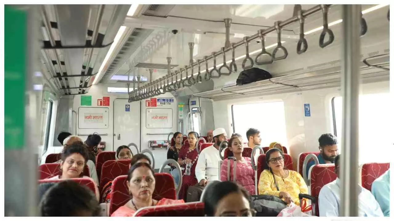 Meerut News: कांवड़ यात्रा में नमो भारत बनी भरोसेमंद सफर, दिल्ली-मेरठ कॉरिडोर पर रिकॉर्ड यात्री